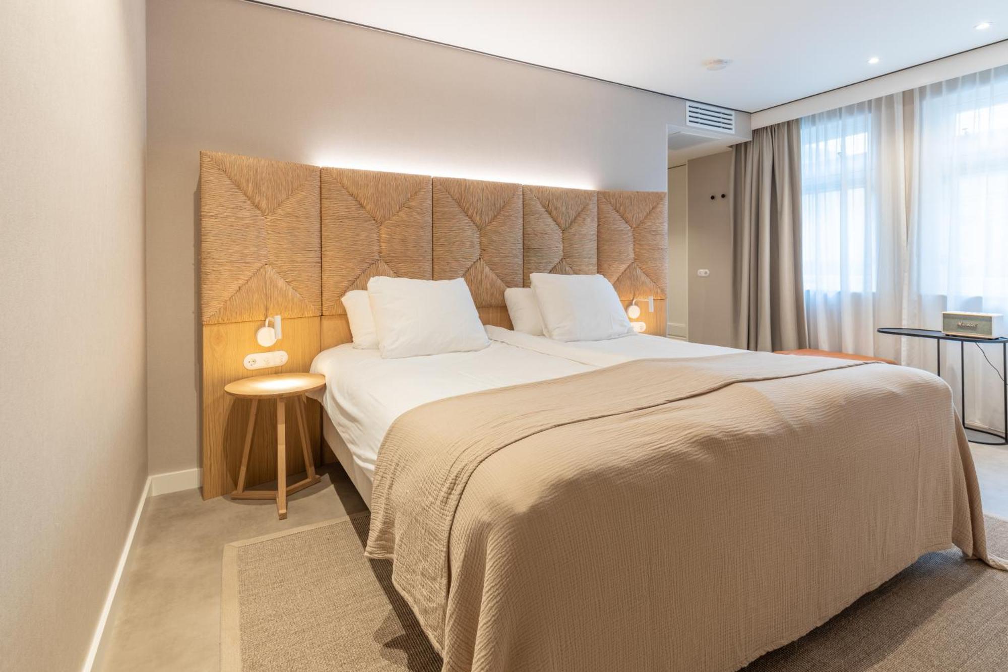 Double Room Private Bathroom