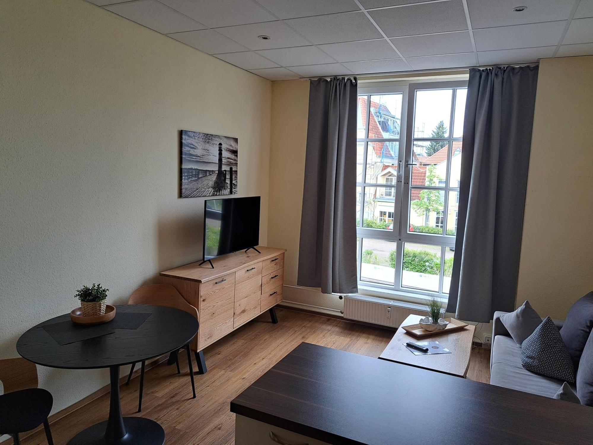 One-Bedroom Apartment,1592063326:JPEG