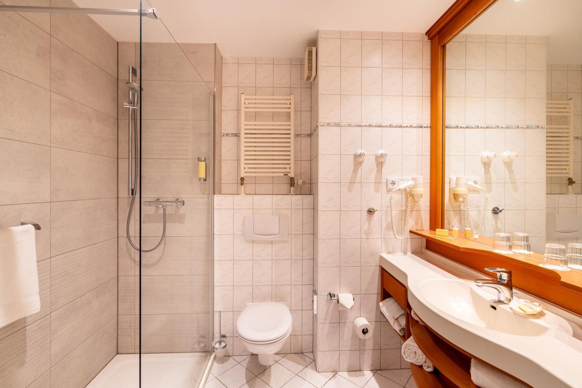 Budget Double Room,1596019212:JPEG