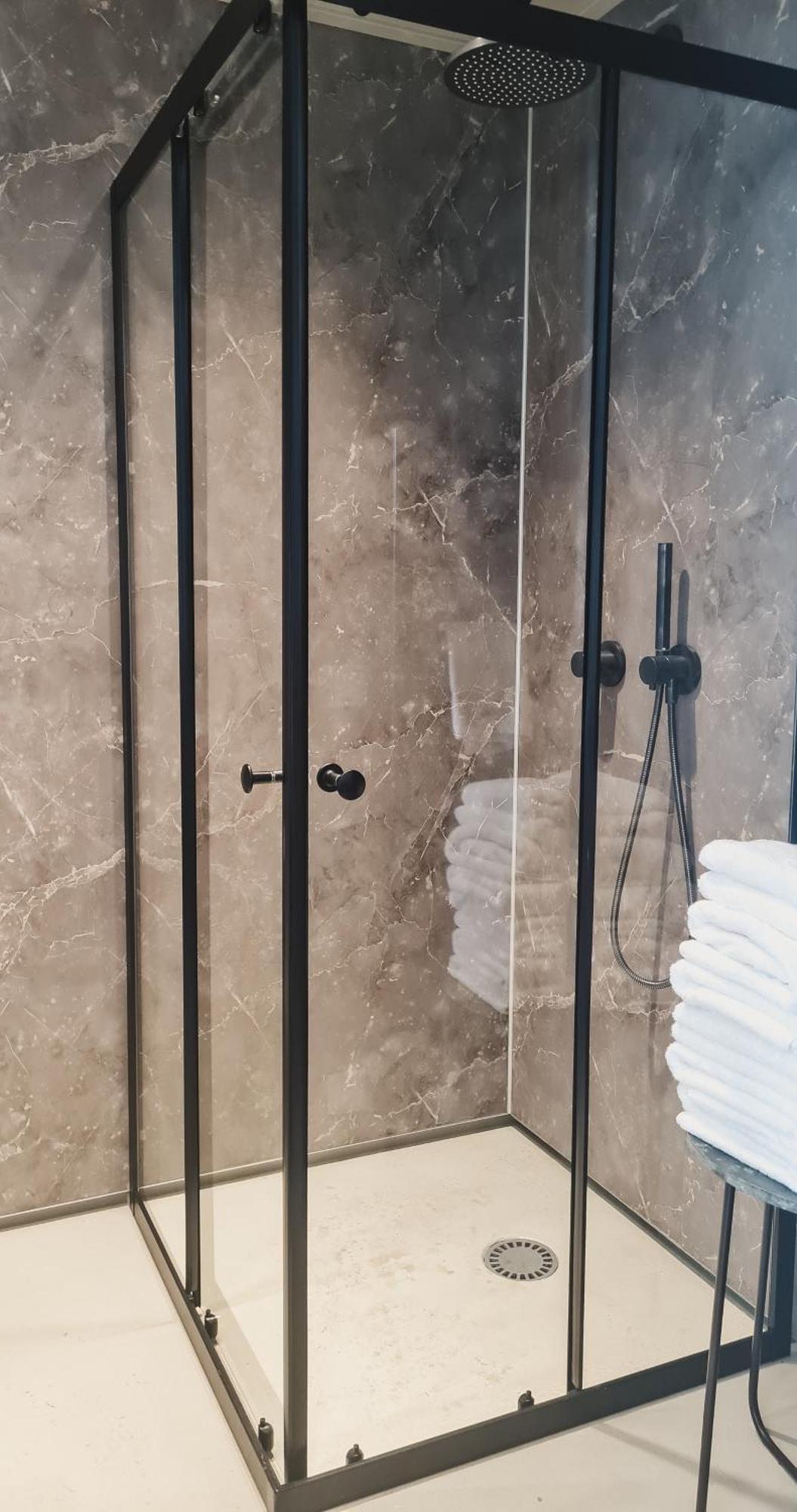 Apartment with Sea View,1632940049:JPEG