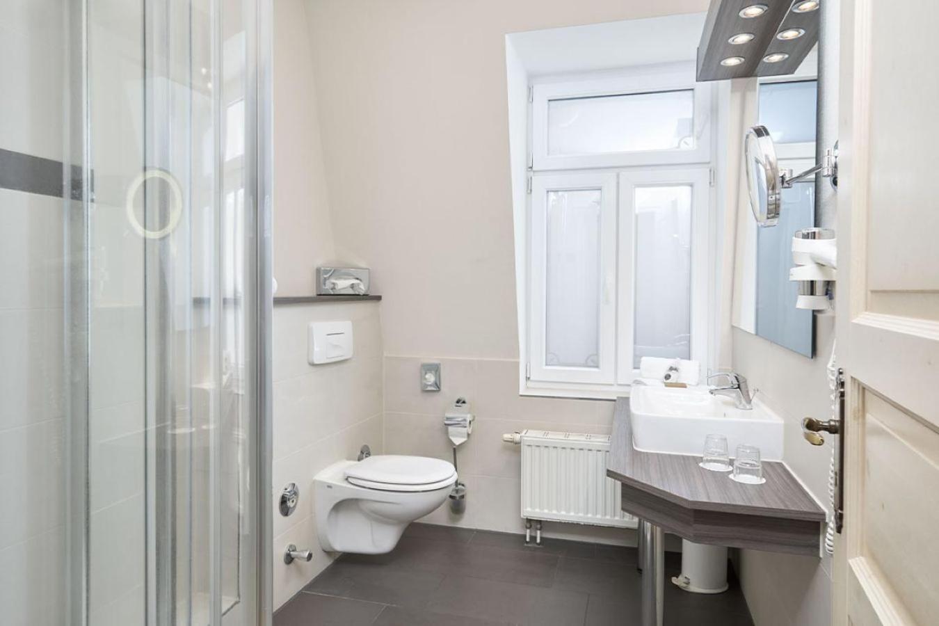 Comfort Double Room Land Side