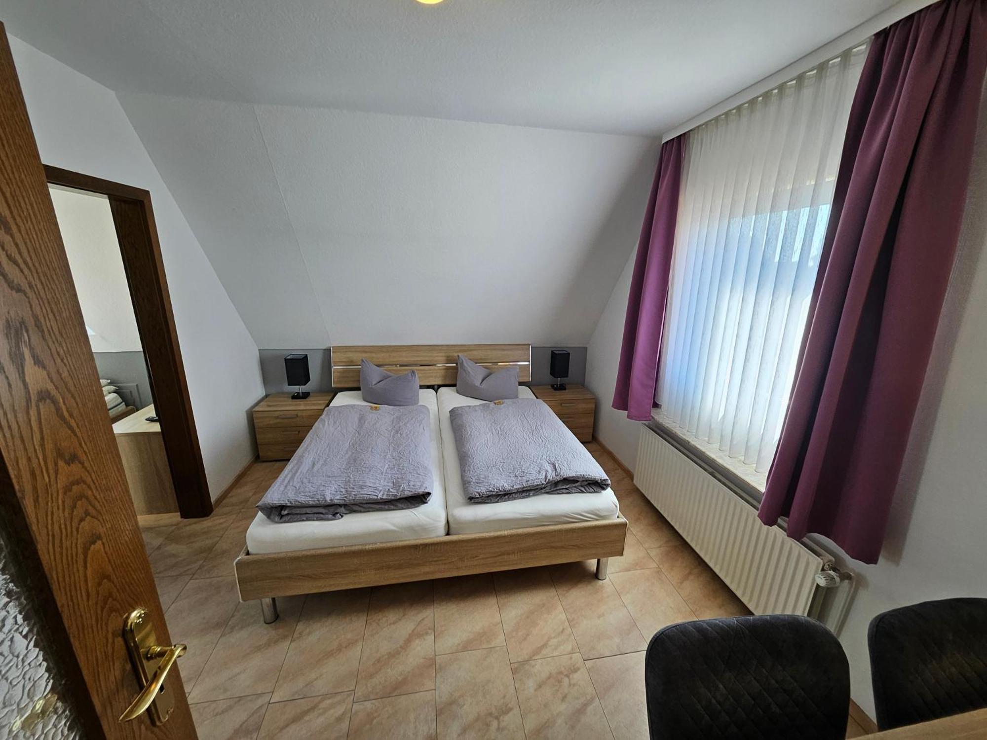 Dreibettzimmer (3 Erwachsene)