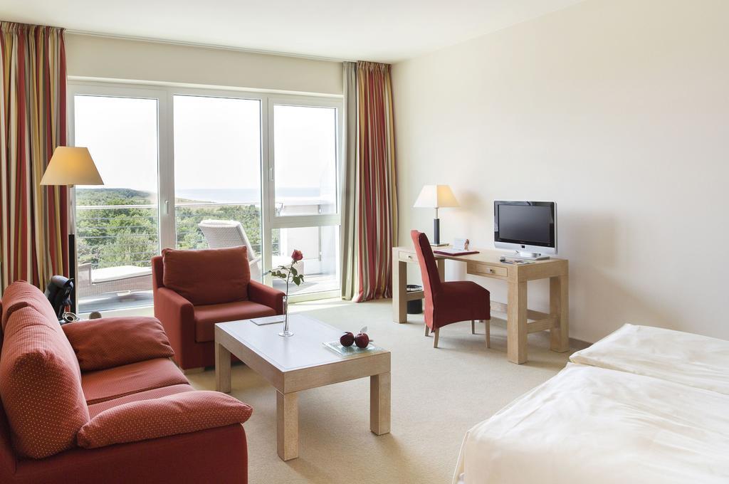 Doppelzimmer mit seitlichem Meerblick
