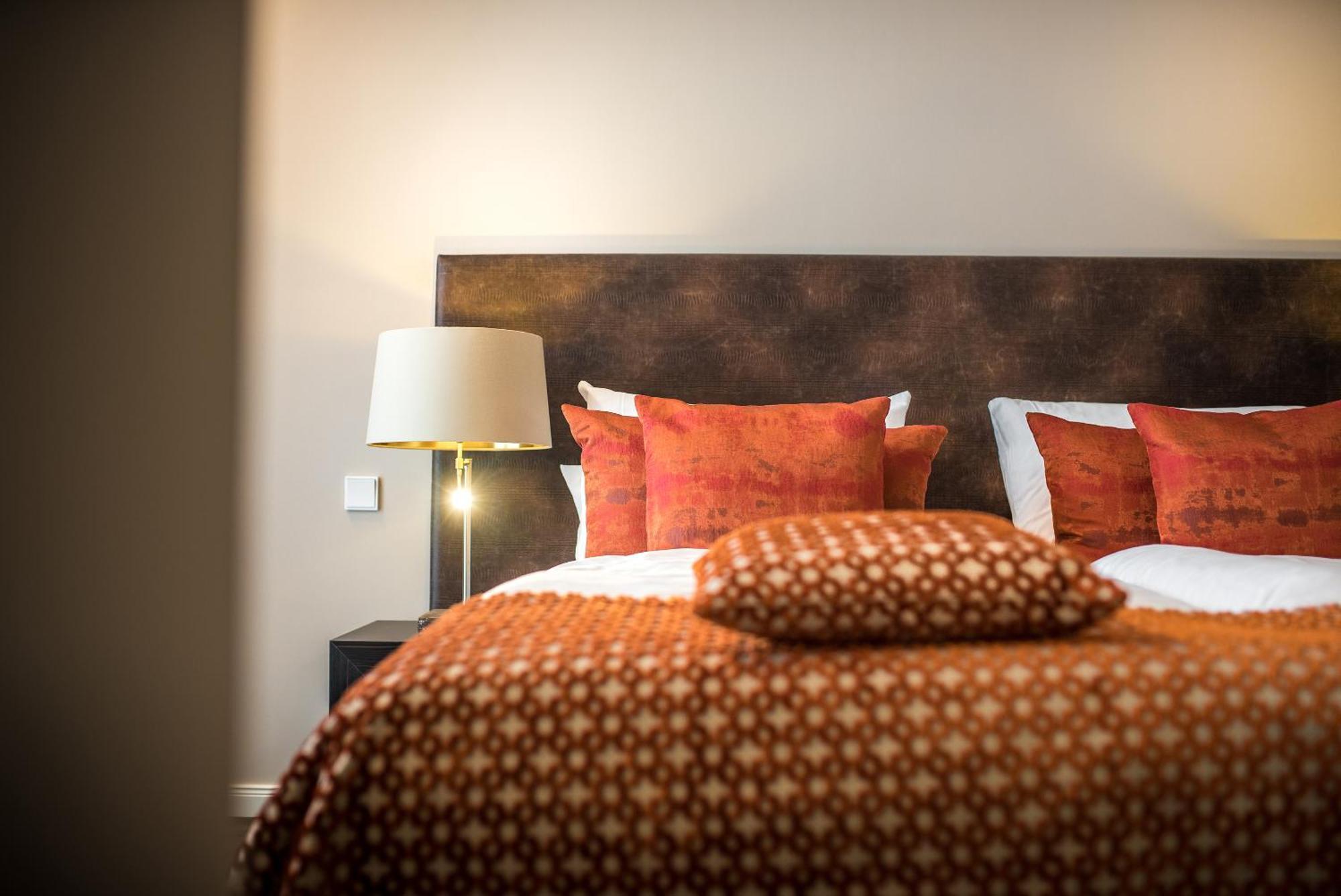 Budget Double Room,1373437832:JPEG