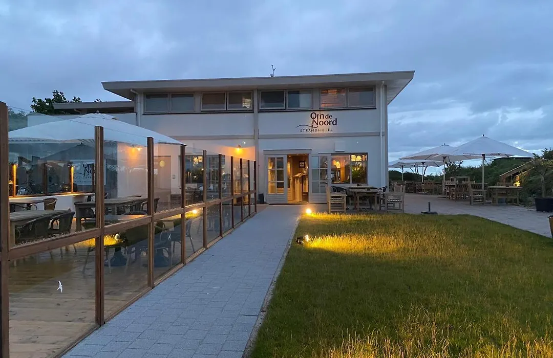 Strandhotel Om De Noord-1