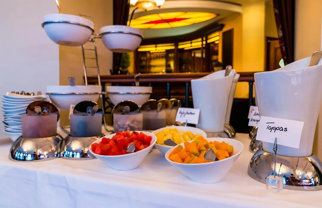 Strandhotel Ostfriesenhof-1