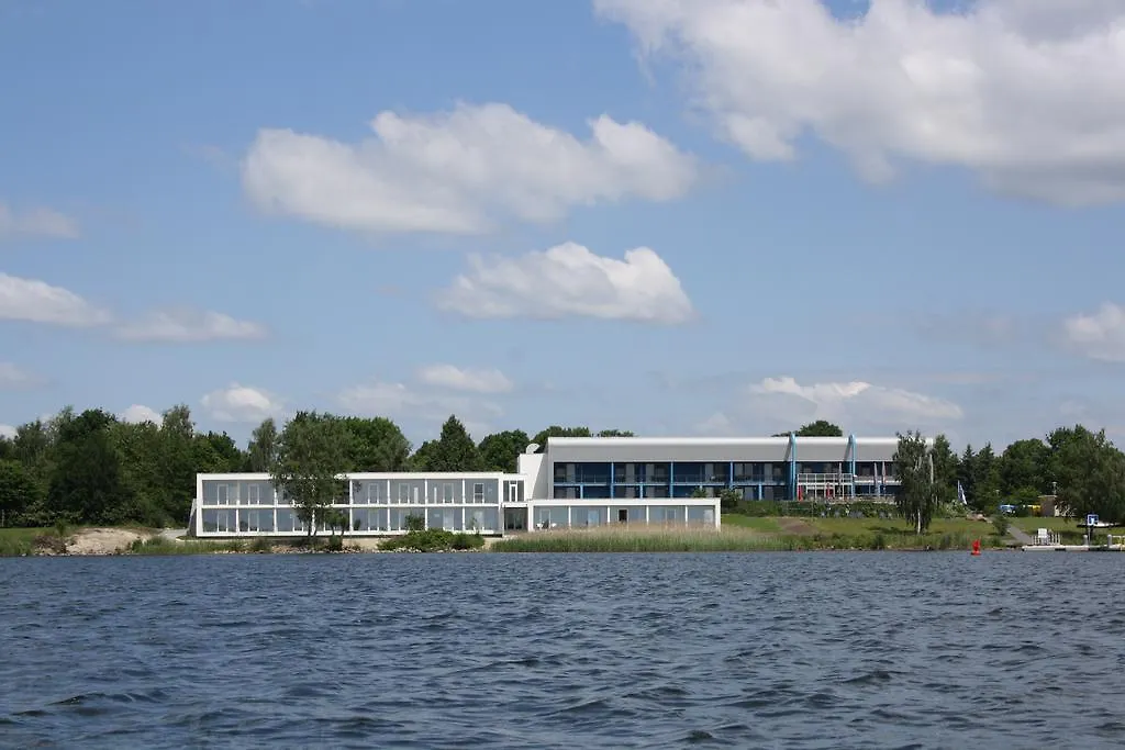 Strandhotel Senftenberger See-1