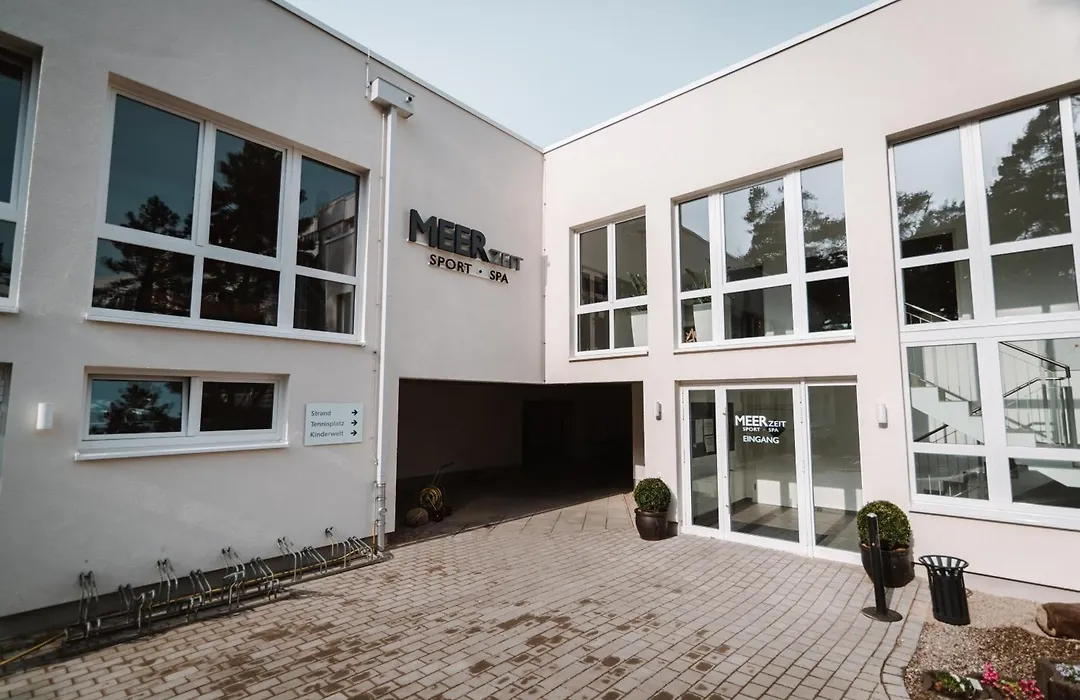 Strandhotel Fischland-1