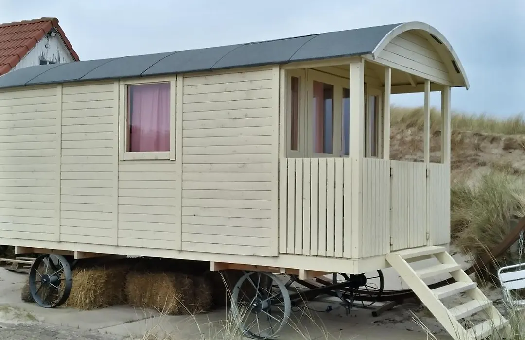 Strandhotel Terschelling-1
