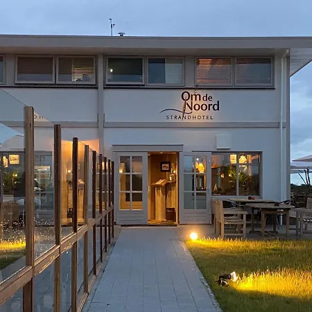 Strandhotel Om de Noord-2