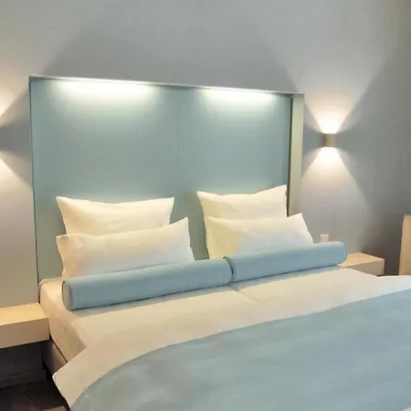 Nymphe Strandhotel & Apartments-2