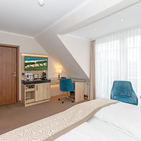 Hotel Am Strand-3