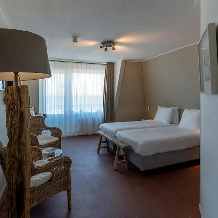 Strandhotel Noordzee-2