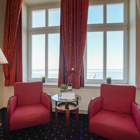 Strandhotel Ostfriesenhof-3
