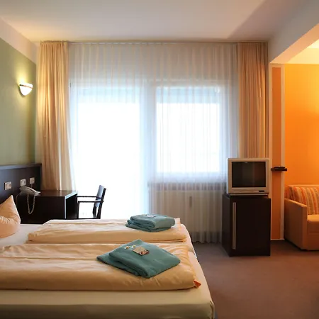 Strandhotel Senftenberger See-2