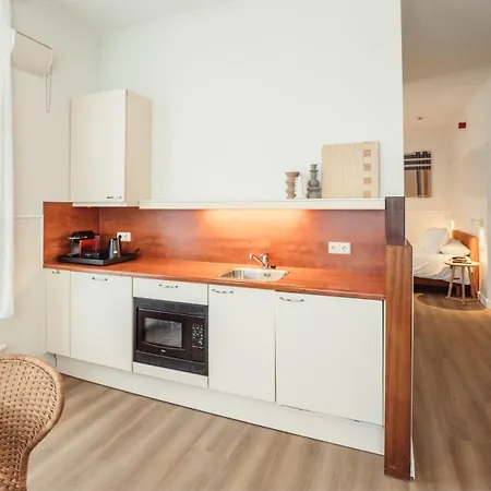 Strandhotel Domburg - Next Door-3