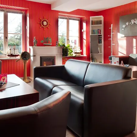 Strandhotel Dranske-2