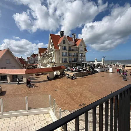 Strandhotel De Haan-3